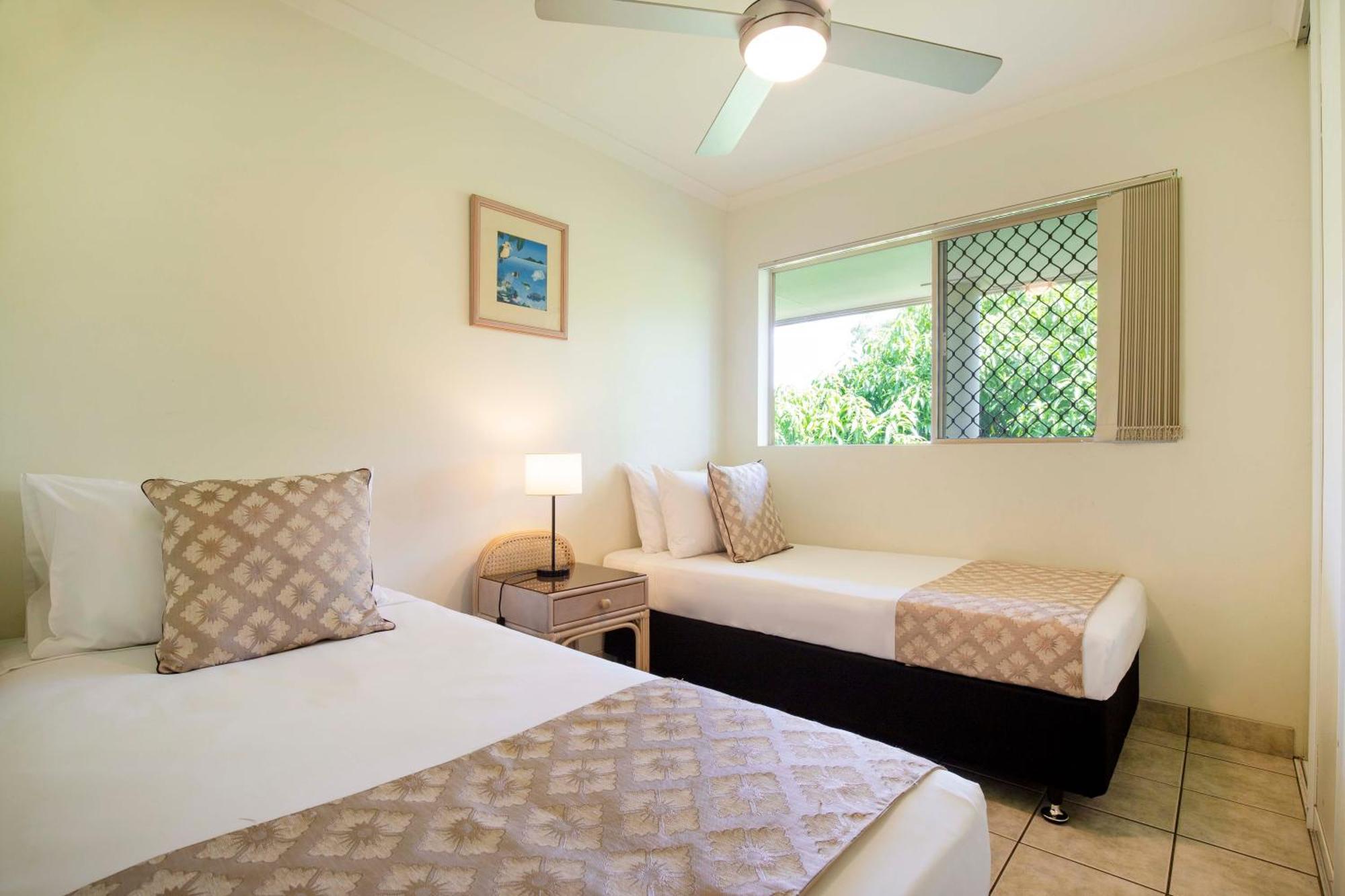 Port Douglas Sands Resort Екстер'єр фото