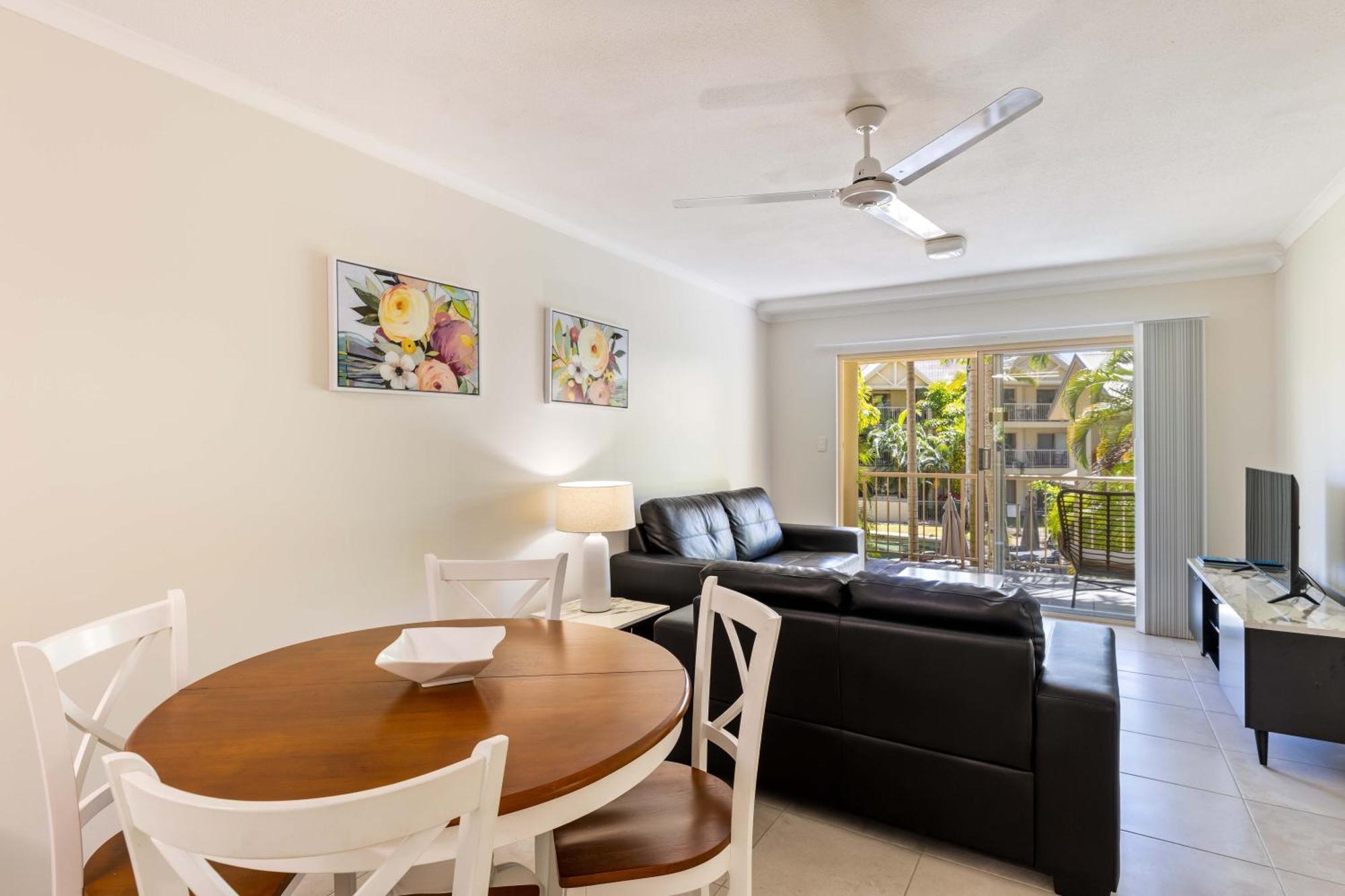 Port Douglas Sands Resort Екстер'єр фото